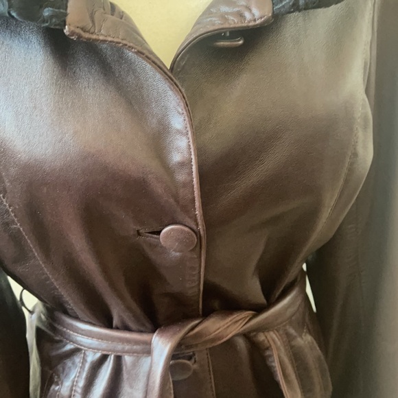 Vintage leather jacket Persian lamb trim - Picture 4 of 12